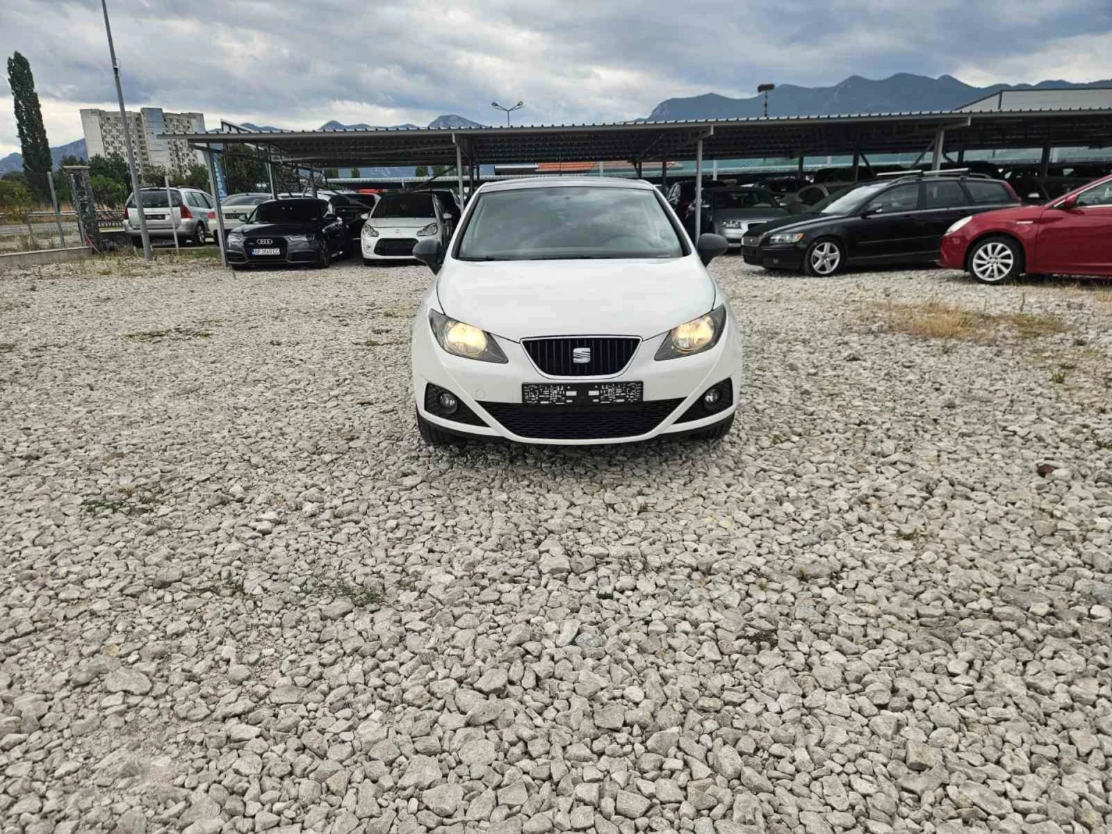 Seat Ibiza 1.2* klima* , снимка 2 - Автомобили и джипове - 55378987