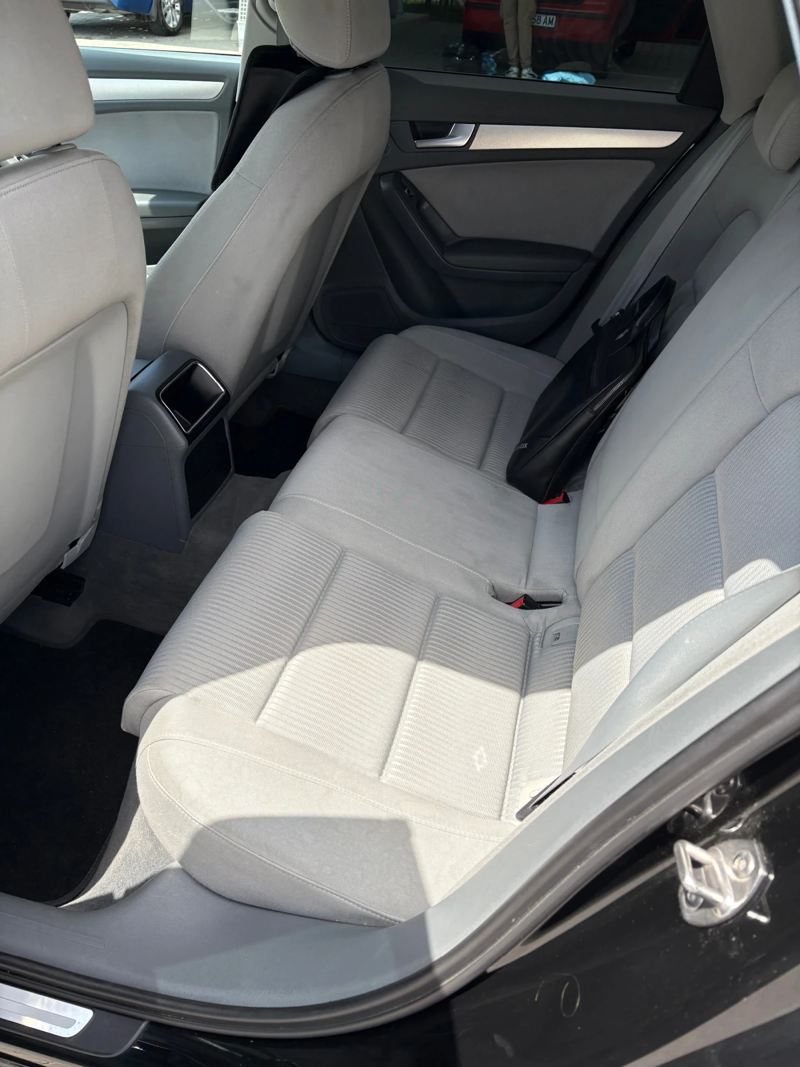 Audi A4 Avant, снимка 15 - Автомобили и джипове - 55414893