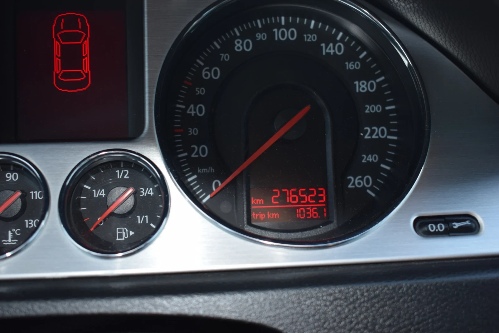 VW Passat 2.0 TDI CR, снимка 15 - Автомобили и джипове - 55571528