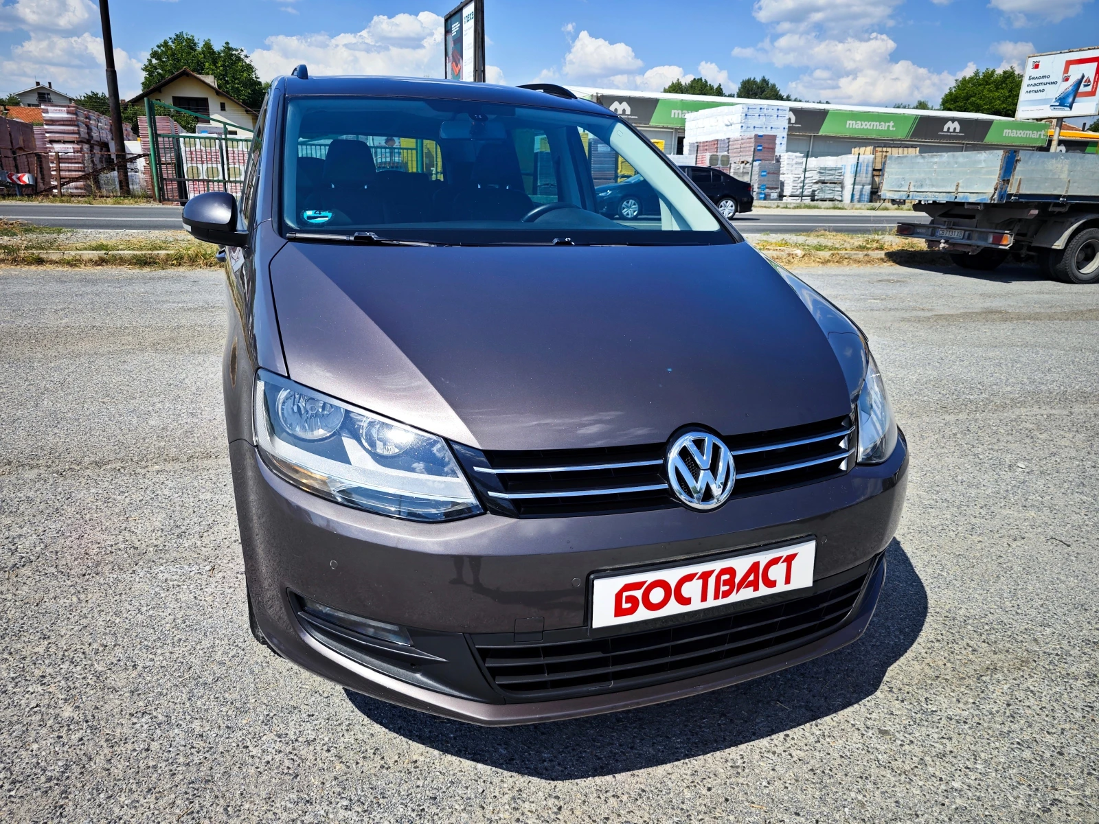 VW Sharan 2.0TDi  7 места Автоматик, снимка 7 - Автомобили и джипове - 55577402