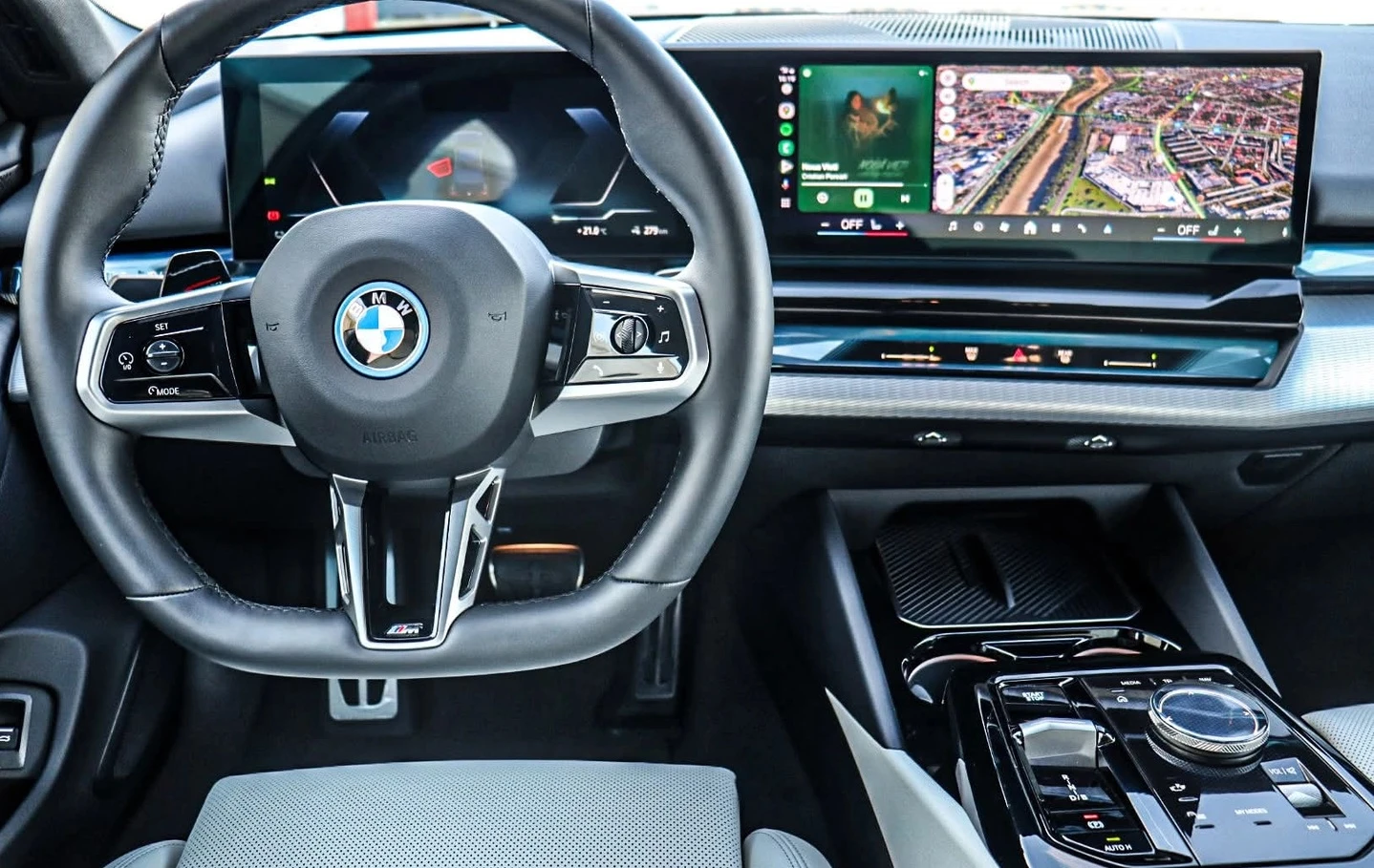 BMW i5 eDrive40 M-Sport , снимка 4 - Автомобили и джипове - 55623934