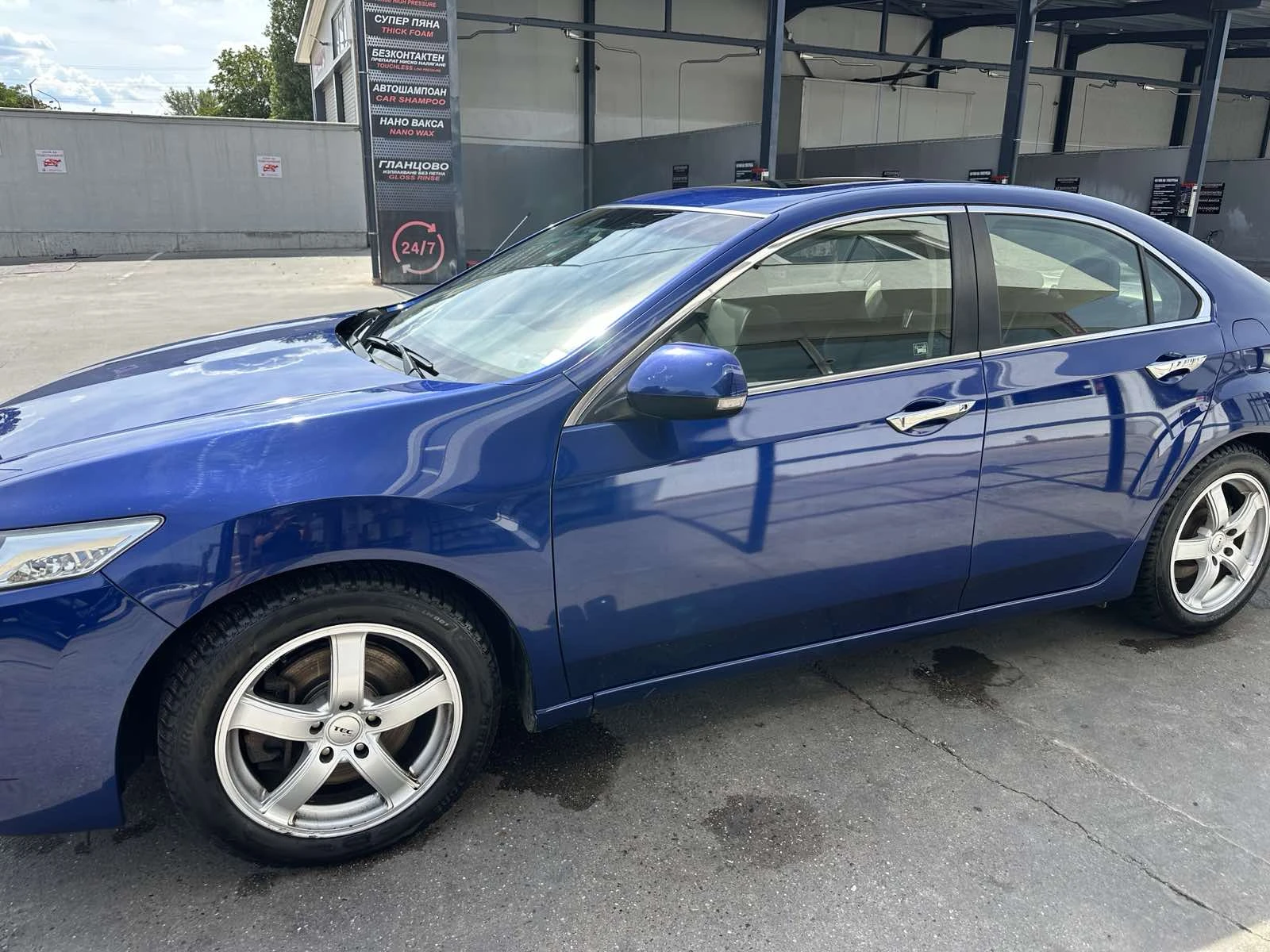 Honda Accord 2, 2 i-DTEC, снимка 4 - Автомобили и джипове - 56090495
