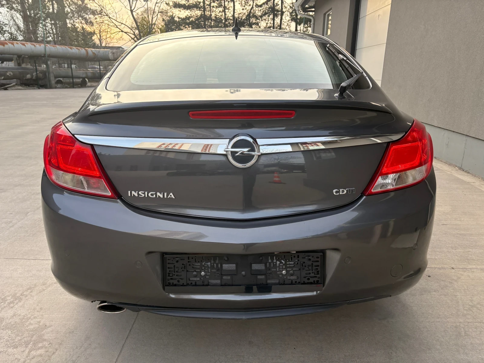 Opel Insignia 2.0 CDTI 160кс Automatic TOP, снимка 6 - Автомобили и джипове - 56213425