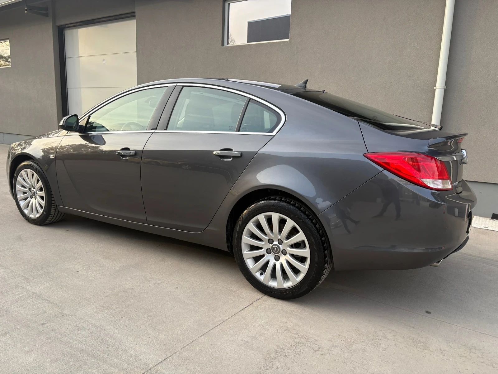 Opel Insignia 2.0 CDTI 160кс Automatic TOP, снимка 4 - Автомобили и джипове - 56213425