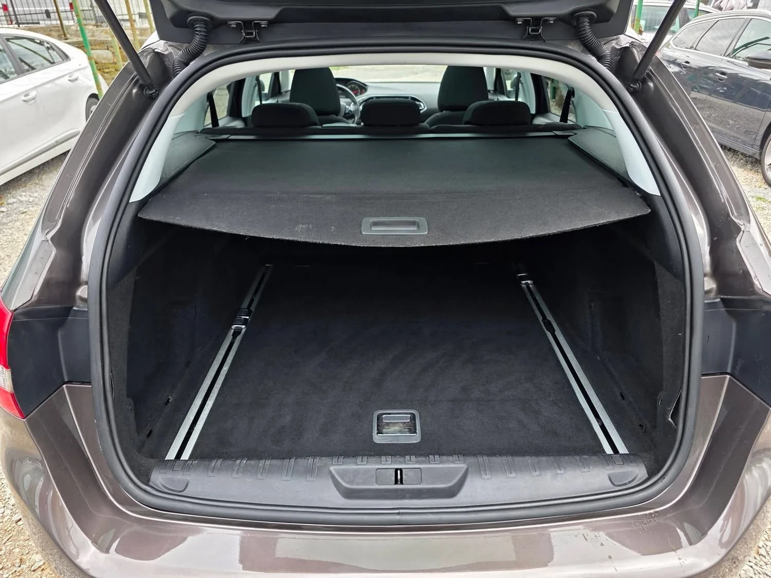 Peugeot 308 1.6HDI 120K.C. / �������� / ���� / 2015 ������  | Mobile.bg � ����������� 15
