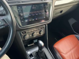 VW Tiguan Highline/Подгрев/Панорама/Кожа Лимитирана/+ 4 ГУМИ, снимка 6