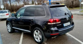 VW Touareg Vw Tuareg 5. 0 V10TDI  4х4 Униклнл запазена , снимка 2