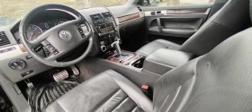 VW Touareg Vw Tuareg 5. 0 V10TDI  4х4 Униклнл запазена , снимка 10