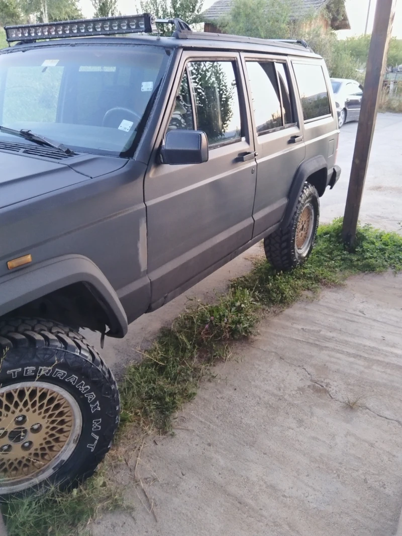 Jeep Cherokee, снимка 5 - Автомобили и джипове - 47731806