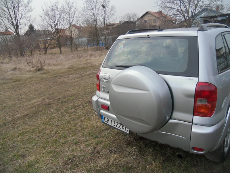 Toyota Rav4, снимка 3 - Автомобили и джипове - 49125989