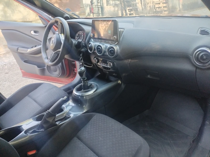 Nissan Juke, снимка 4 - Автомобили и джипове - 52339413