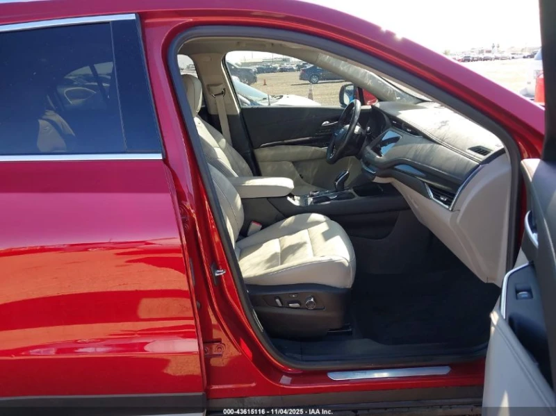 Cadillac XT4 2l Fwd Premium Luxury, снимка 5 - Автомобили и джипове - 53453777