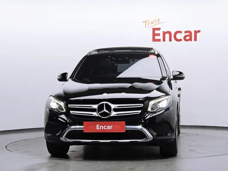 Mercedes-Benz GLC 220 4MATIC - САМО 30% АВАНС, снимка 3 - Автомобили и джипове - 56005607