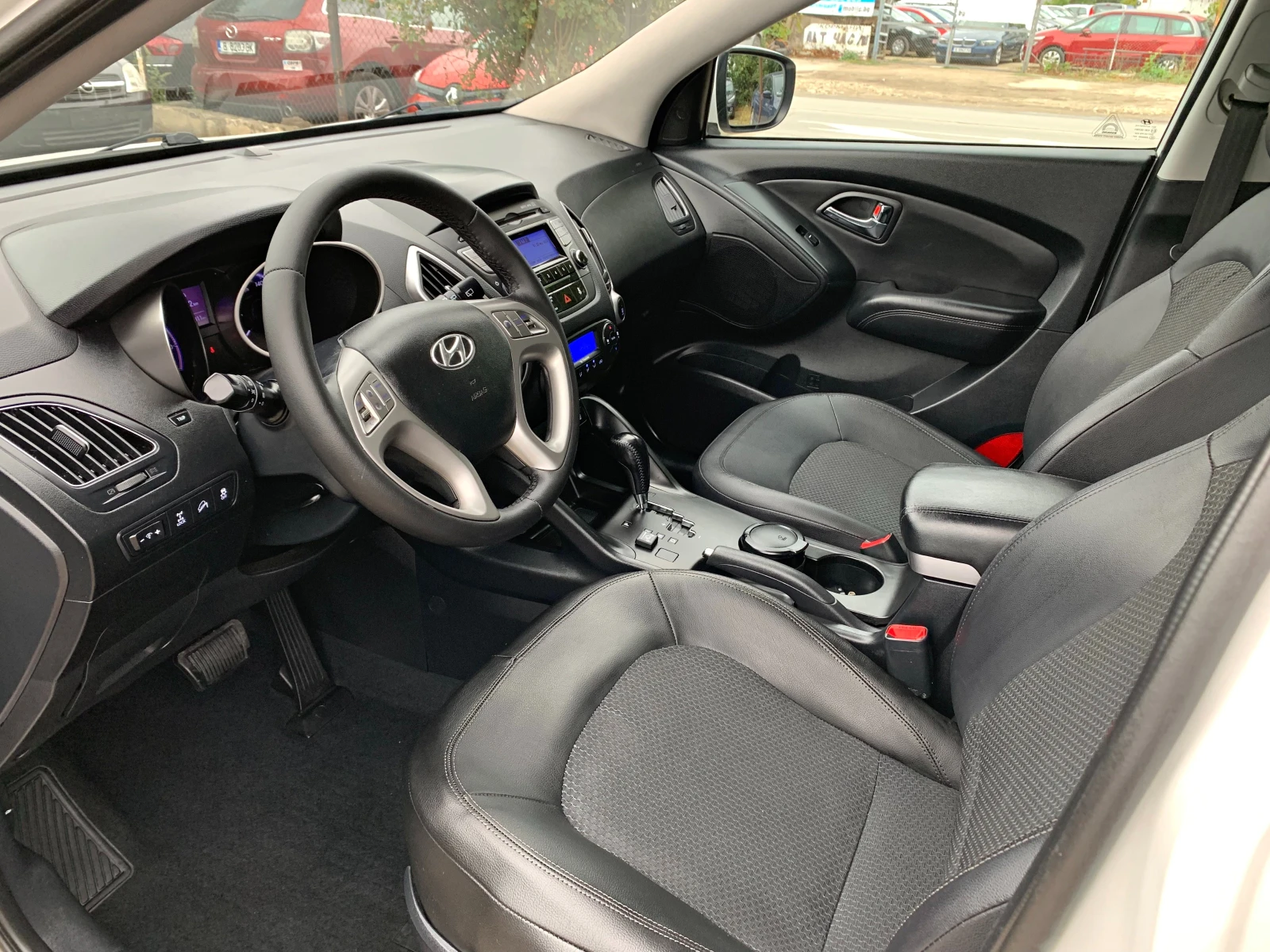 Hyundai IX35 2.0i 4x4 АВТОМАТ Г.ИНЖЕКЦИОН - изображение 7