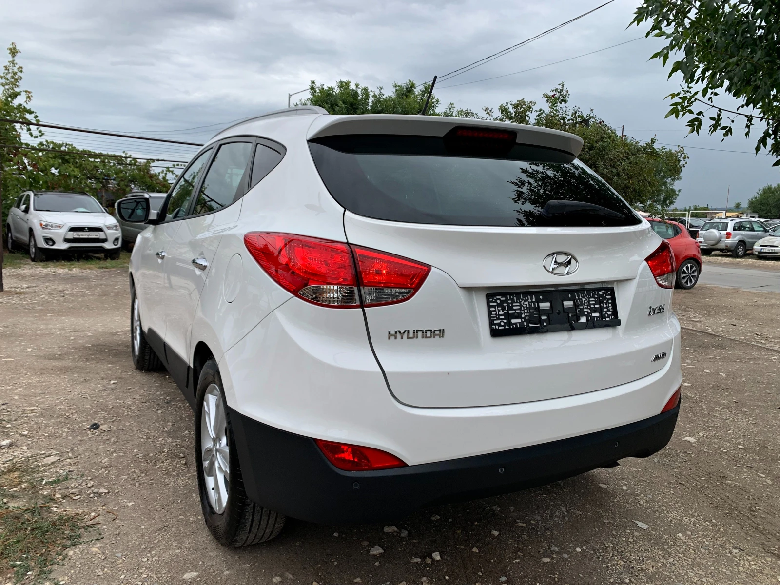 Hyundai IX35 2.0i 4x4 АВТОМАТ Г.ИНЖЕКЦИОН - изображение 3