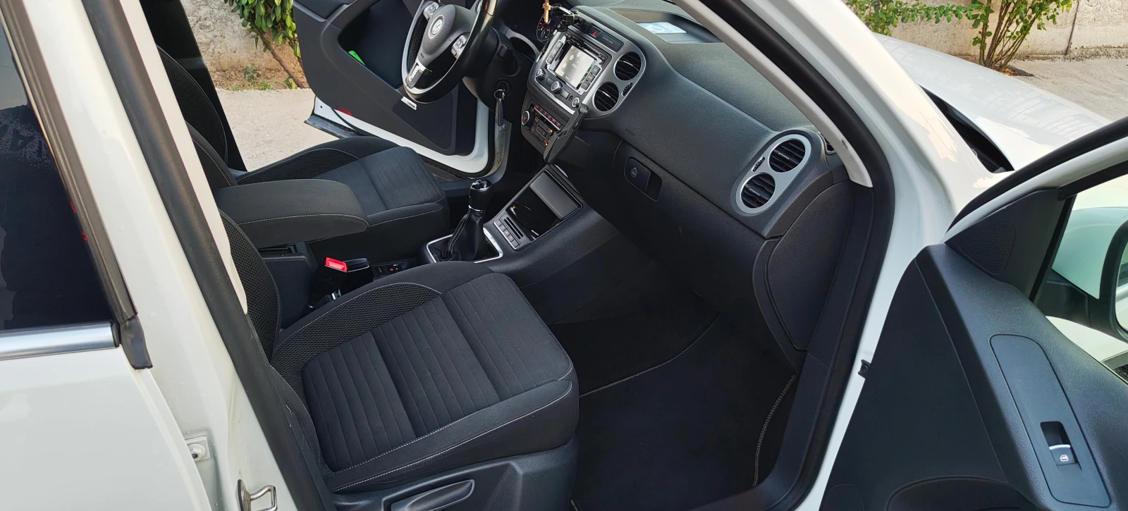 VW Tiguan 2.0TDI 177hp Cup 4Motion | Mobile.bg � ����������� 17