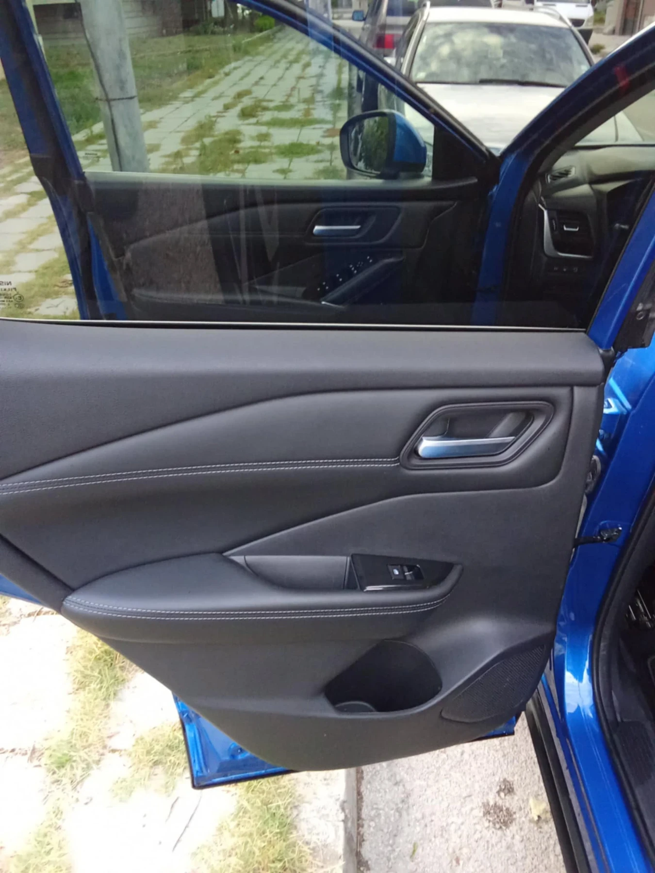 Nissan Qashqai Хибрит - изображение 5