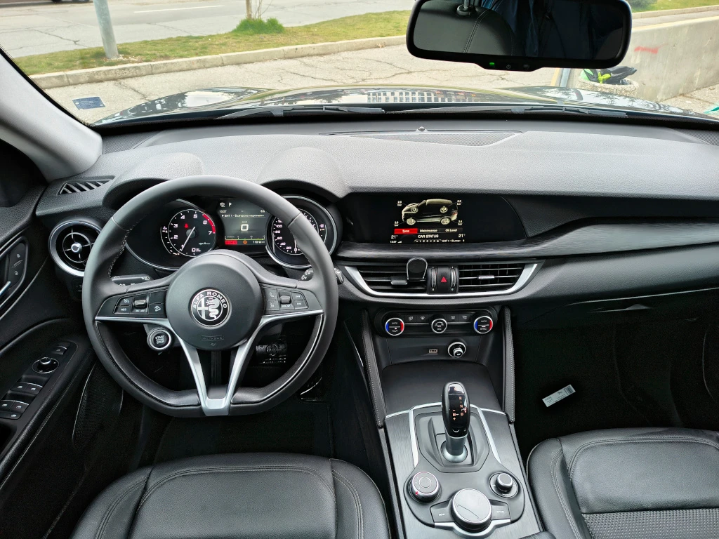 Alfa Romeo Stelvio Super 2.0 280 Q4, снимка 8 - Автомобили и джипове - 54017527