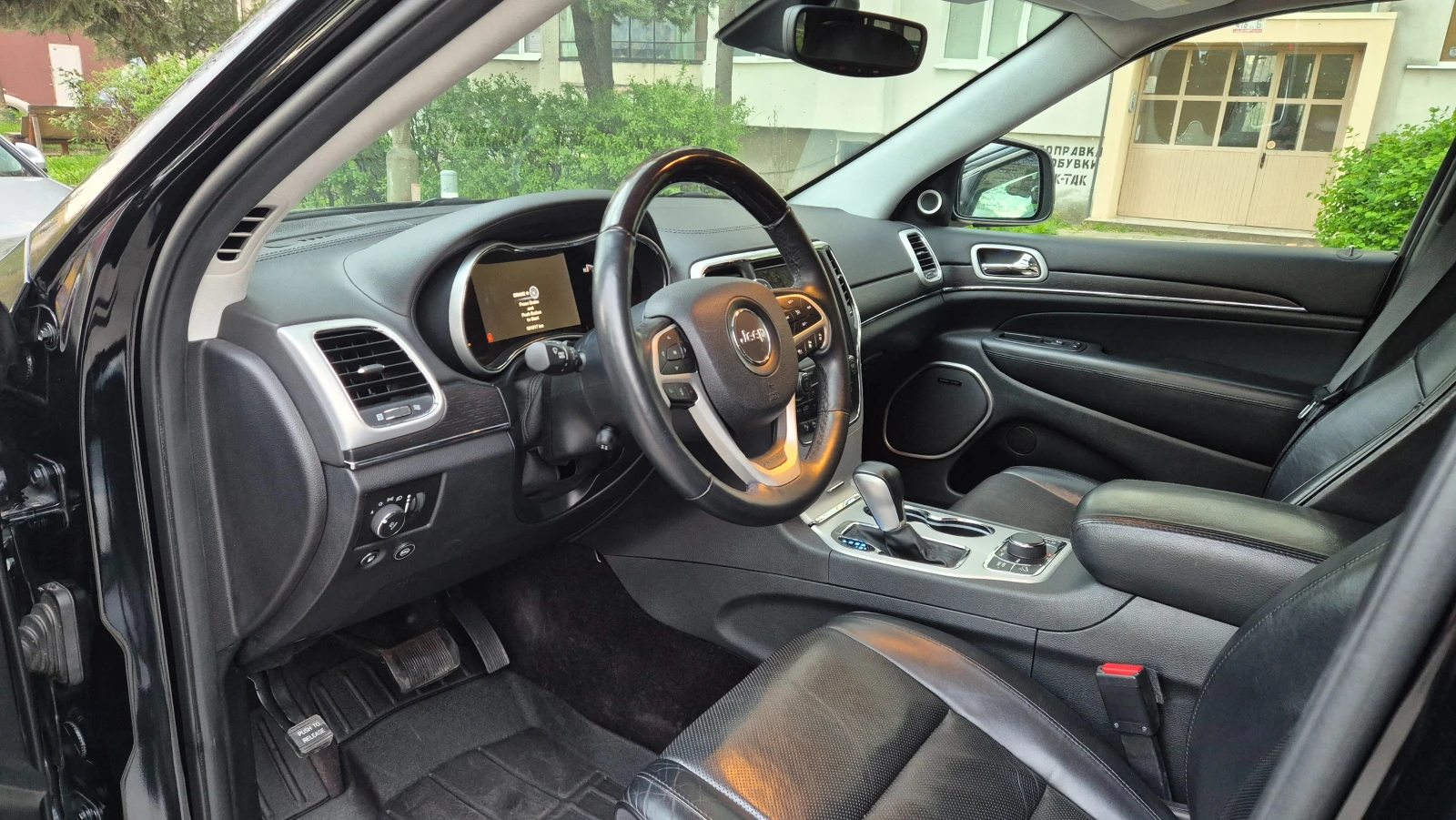 Jeep Grand cherokee SUMMIT, снимка 13 - Автомобили и джипове - 54855417