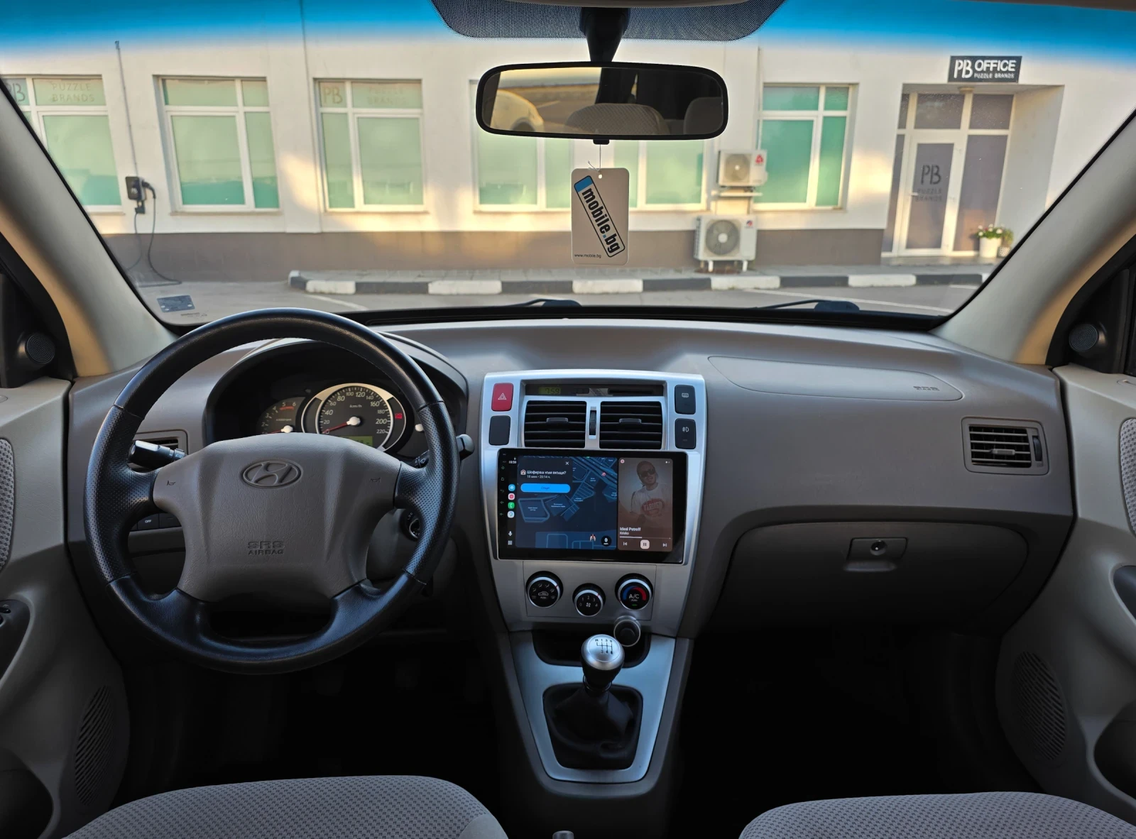 Hyundai Tucson 2.0 CRDI, снимка 12 - Автомобили и джипове - 55081698