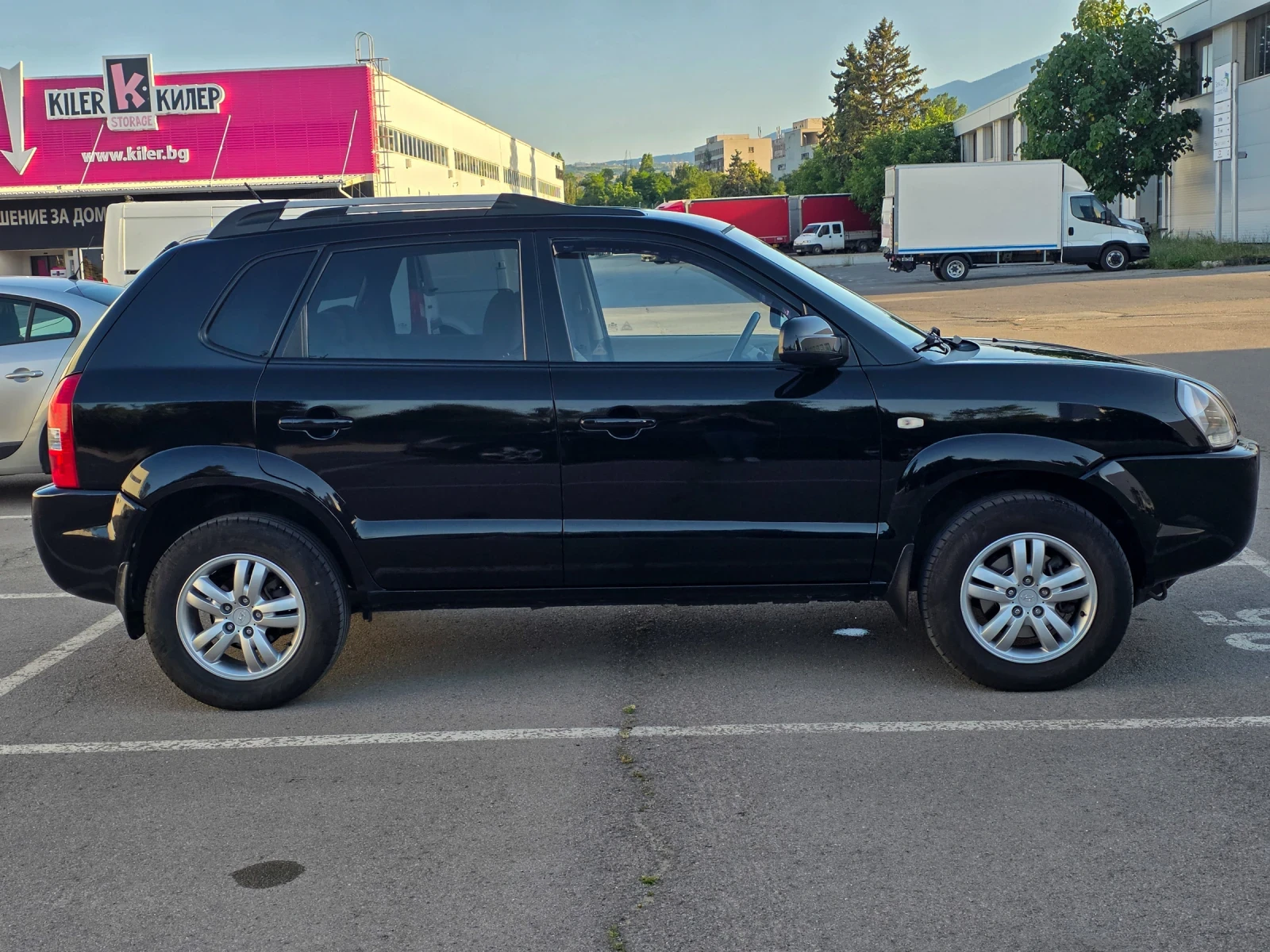 Hyundai Tucson 2.0 CRDI, снимка 5 - Автомобили и джипове - 55081698