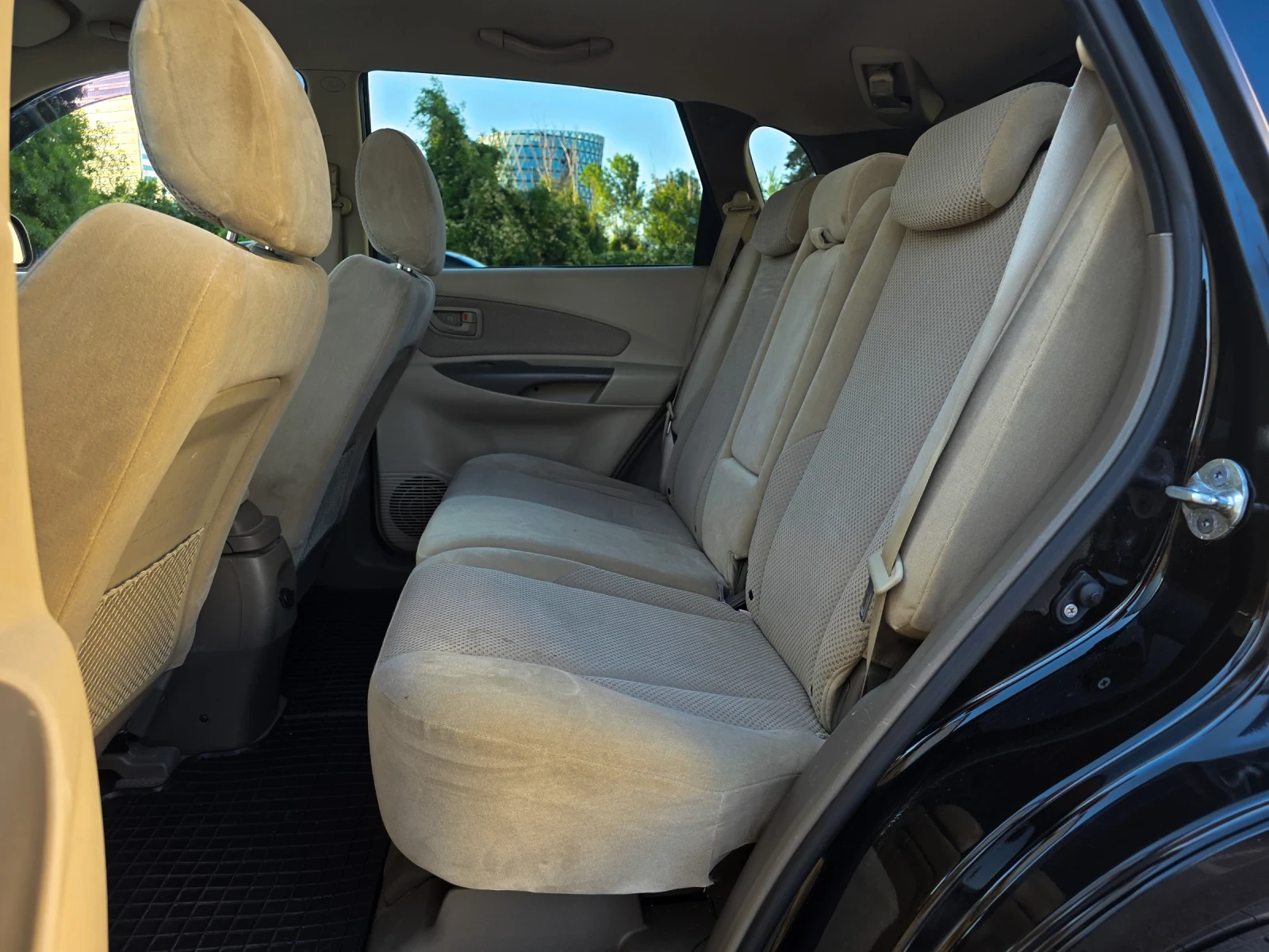 Hyundai Tucson 2.0 CRDI, снимка 11 - Автомобили и джипове - 55081698