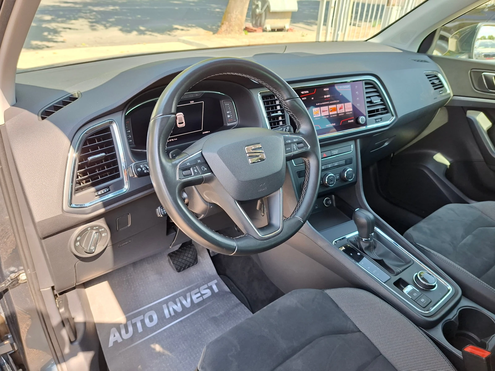 Seat Ateca NAVI/LED/CARPLAY/KAMERA, снимка 10 - Автомобили и джипове - 55543103