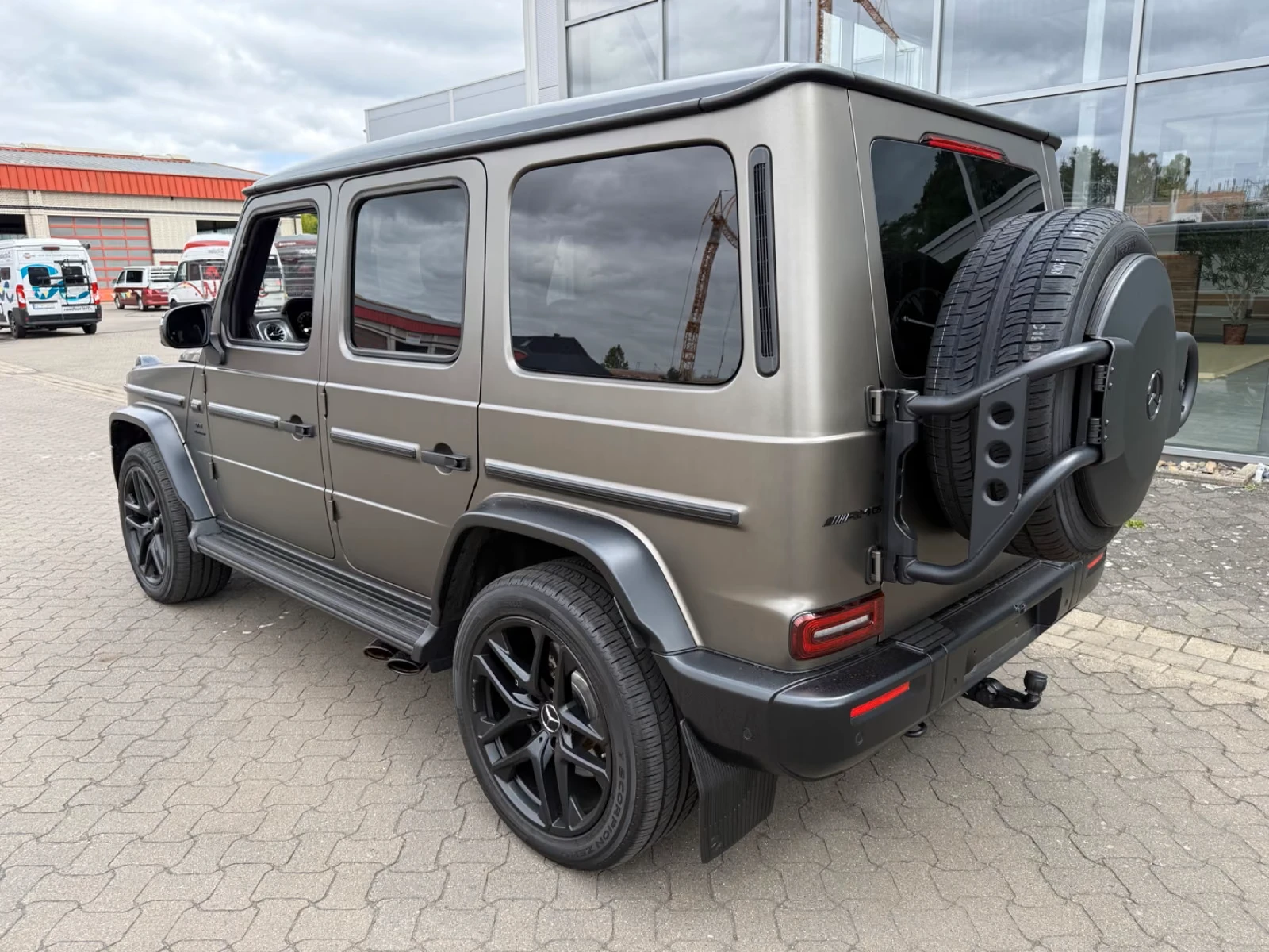 Mercedes-Benz G 63 AMG FACELIFT* MANUFAKTUR* DISTR* BURM* 360CAM* , снимка 5 - Автомобили и джипове - 55951853