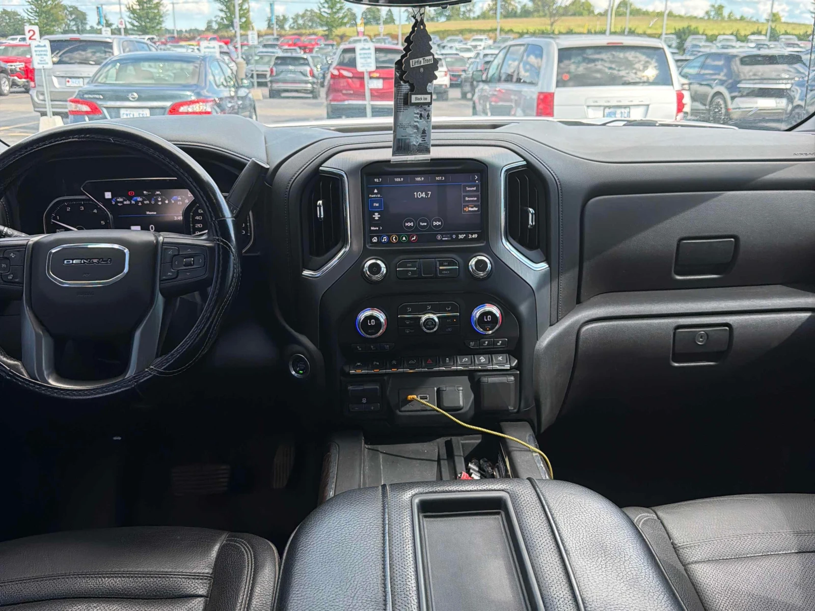 Gmc Sierra * Denali * CARFAX * БЕЗ ПЪРВОНАЧАЛНА ВНОСКА, снимка 9 - Автомобили и джипове - 56001669