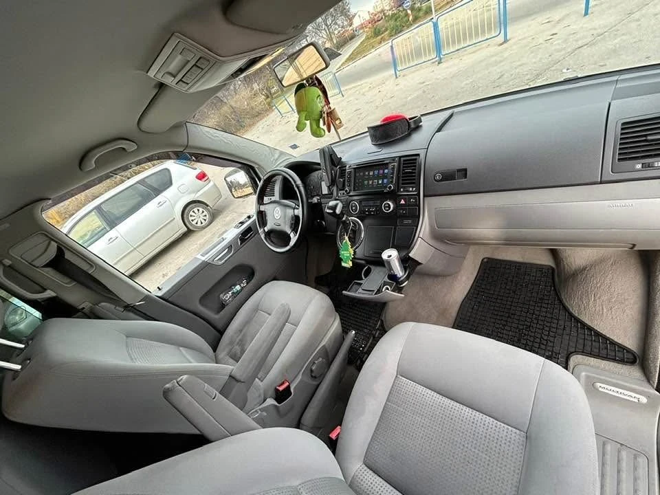 VW Multivan 2.5 TDI / 00491759595225 - изображение 9