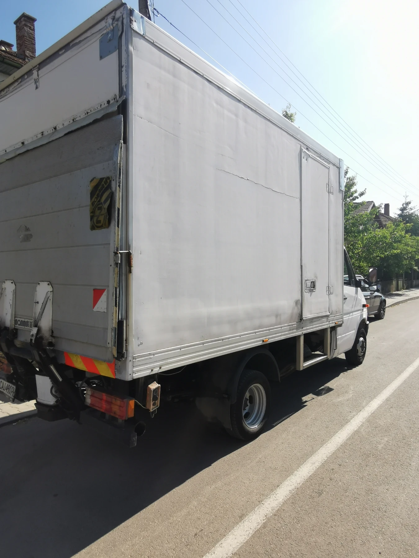 Mercedes-Benz 412 2.9/ 5 цилиндъра - изображение 4
