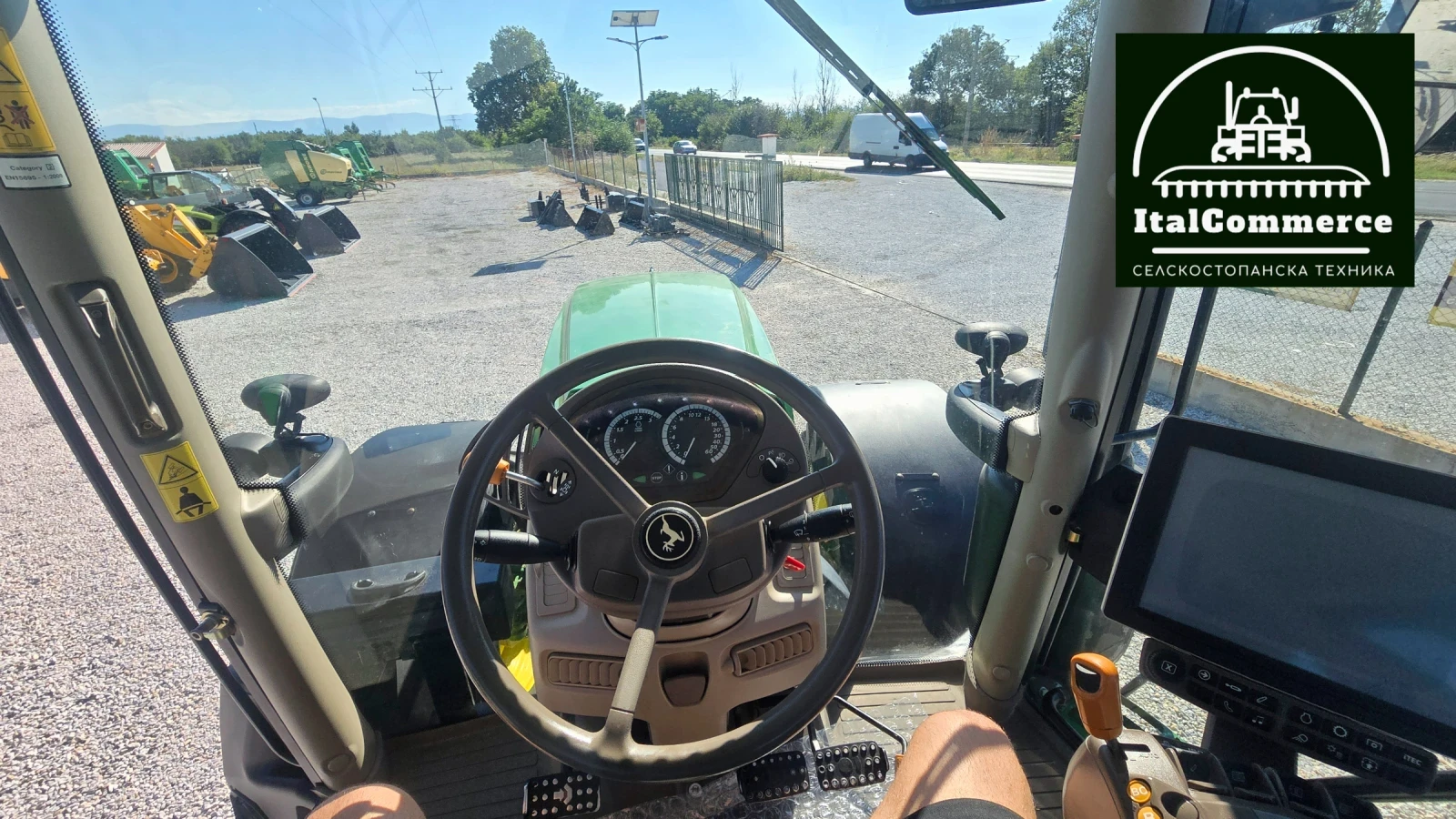 Трактор John Deere 6215 R, снимка 9 - Селскостопанска техника - 56139469