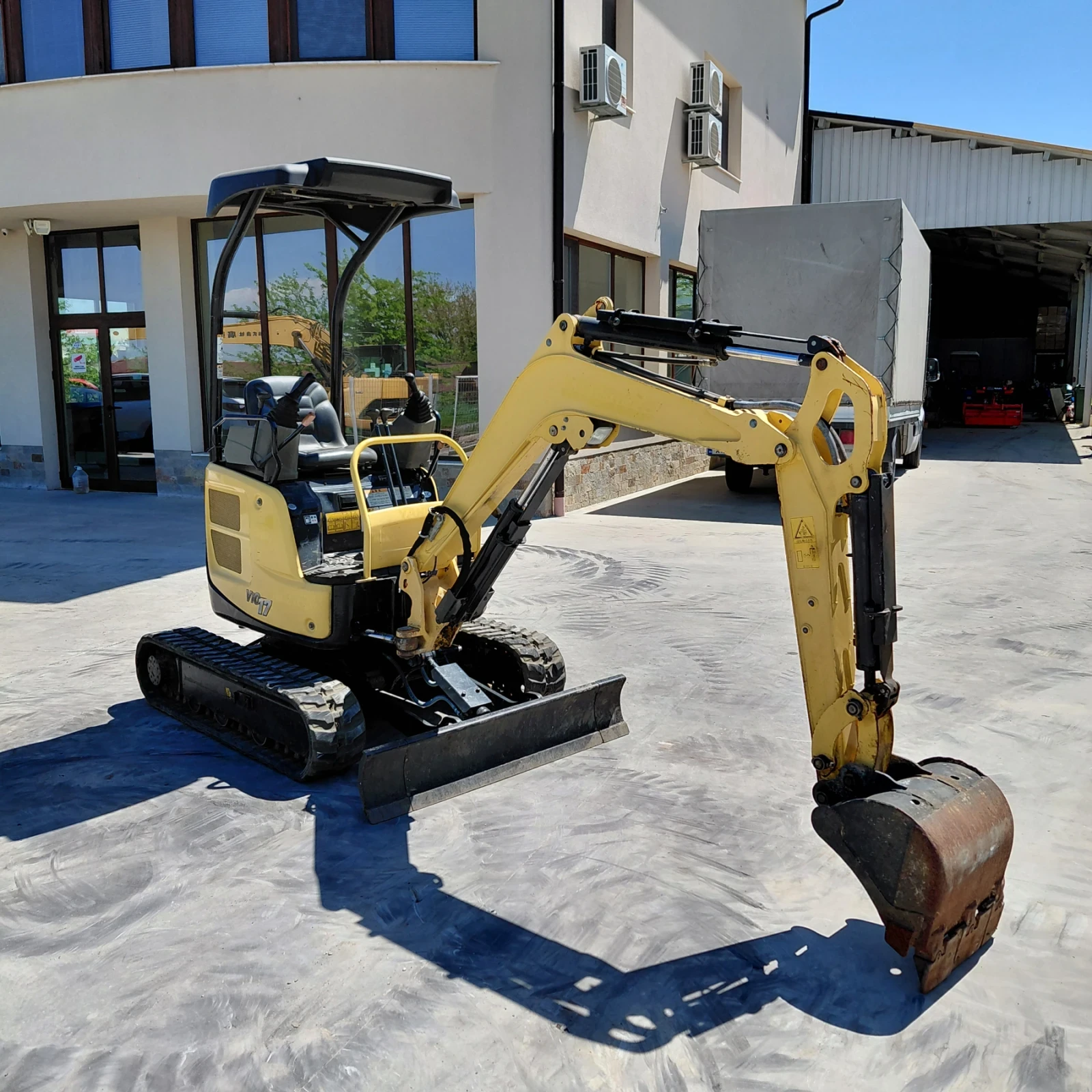 Багер Yanmar VIO17  САМО НА 600 мч, ИСТИНСКИ ЯПОНЕЦ, снимка 7 - Индустриална техника - 52818347