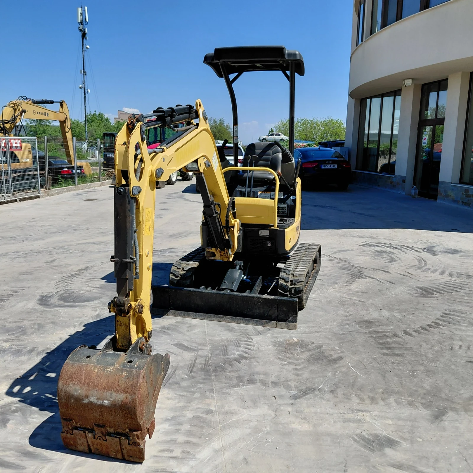 Багер Yanmar VIO17  САМО НА 600 мч, ИСТИНСКИ ЯПОНЕЦ, снимка 8 - Индустриална техника - 52818347