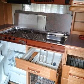 Каравана Hobby 495, снимка 5