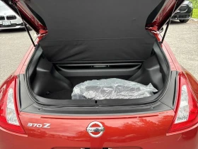 Nissan 370Z Чист CARFAX* Малко пробег* Много запазен!!, снимка 13