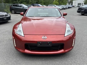 Nissan 370Z Чист CARFAX* Малко пробег* Много запазен!!, снимка 2
