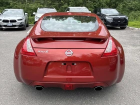 Nissan 370Z Чист CARFAX* Малко пробег* Много запазен!!, снимка 3