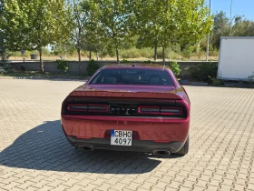 Dodge Challenger R/T 5.7 HEMI V8, снимка 12
