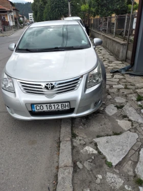  Toyota Avensis