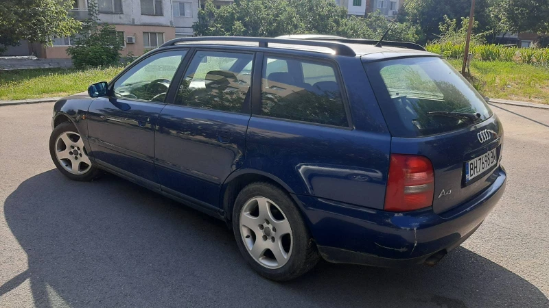 Audi A4 1.8T, снимка 1 - Автомобили и джипове - 46888732