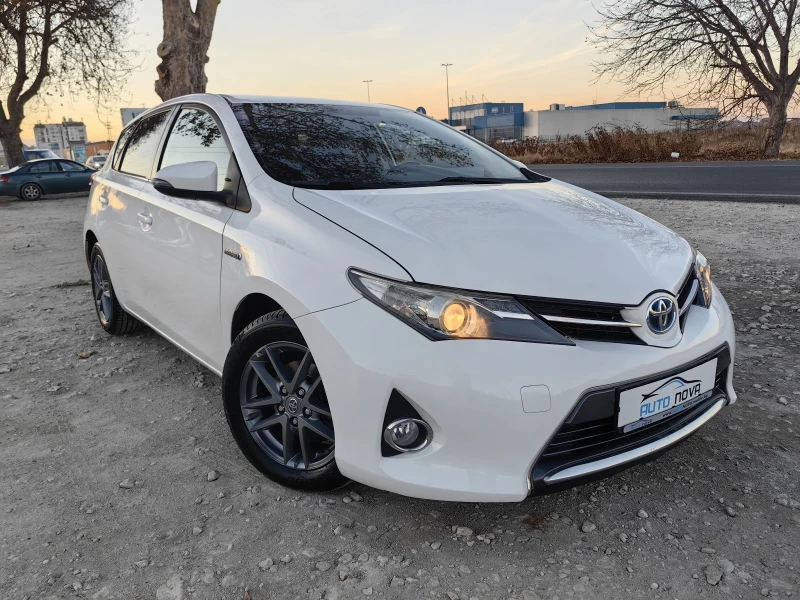 Toyota Auris 1.8 ХИБРИД! ХЕЧБЕК 166 000 КМ ! БЕЗ АНАЛОГ , снимка 1 - Автомобили и джипове - 48130905