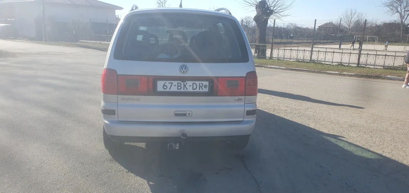 VW Sharan, снимка 9 - Автомобили и джипове - 48613998