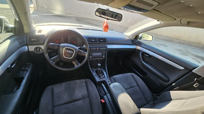 Audi A4, снимка 10 - Автомобили и джипове - 48882095