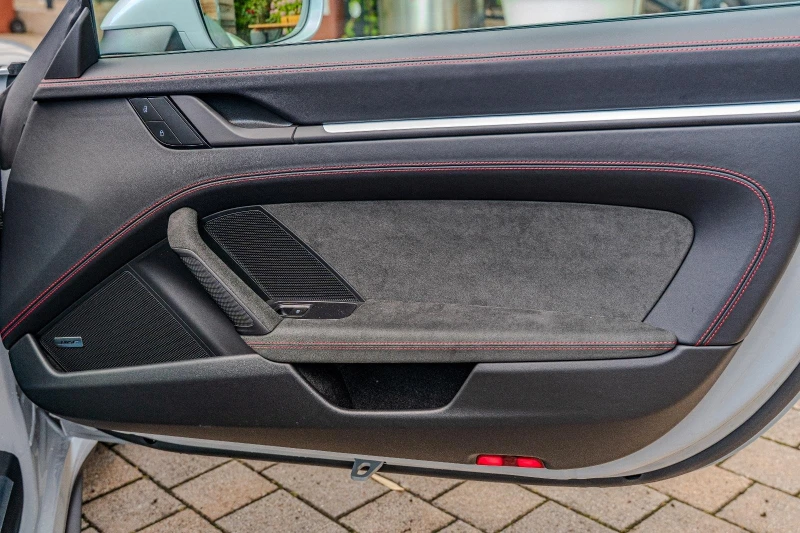 Porsche 911 992.2 GT3 CLUBSPORT/FACELIFT/GT3 CUP/BOSE/MATRIX/, снимка 13 - Автомобили и джипове - 51922899