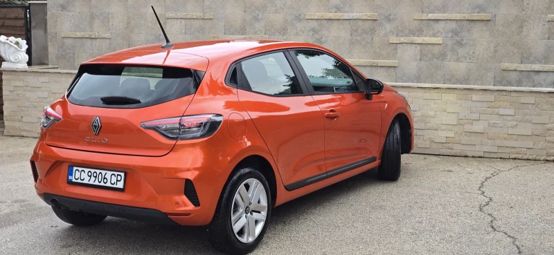 Renault Clio Ексклузивен автомобил; Пробегът е 100% реален!, снимка 5 - Автомобили и джипове - 52001798