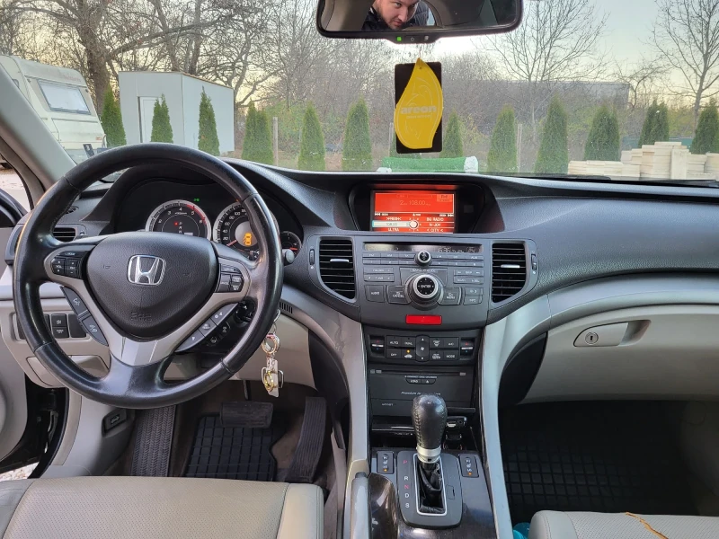 Honda Accord, снимка 8 - Автомобили и джипове - 52693091