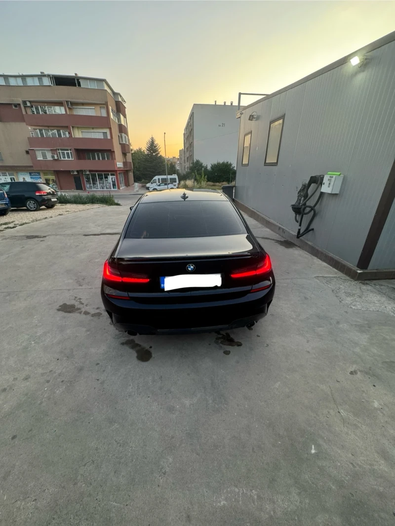 BMW 330, снимка 8 - Автомобили и джипове - 52798834