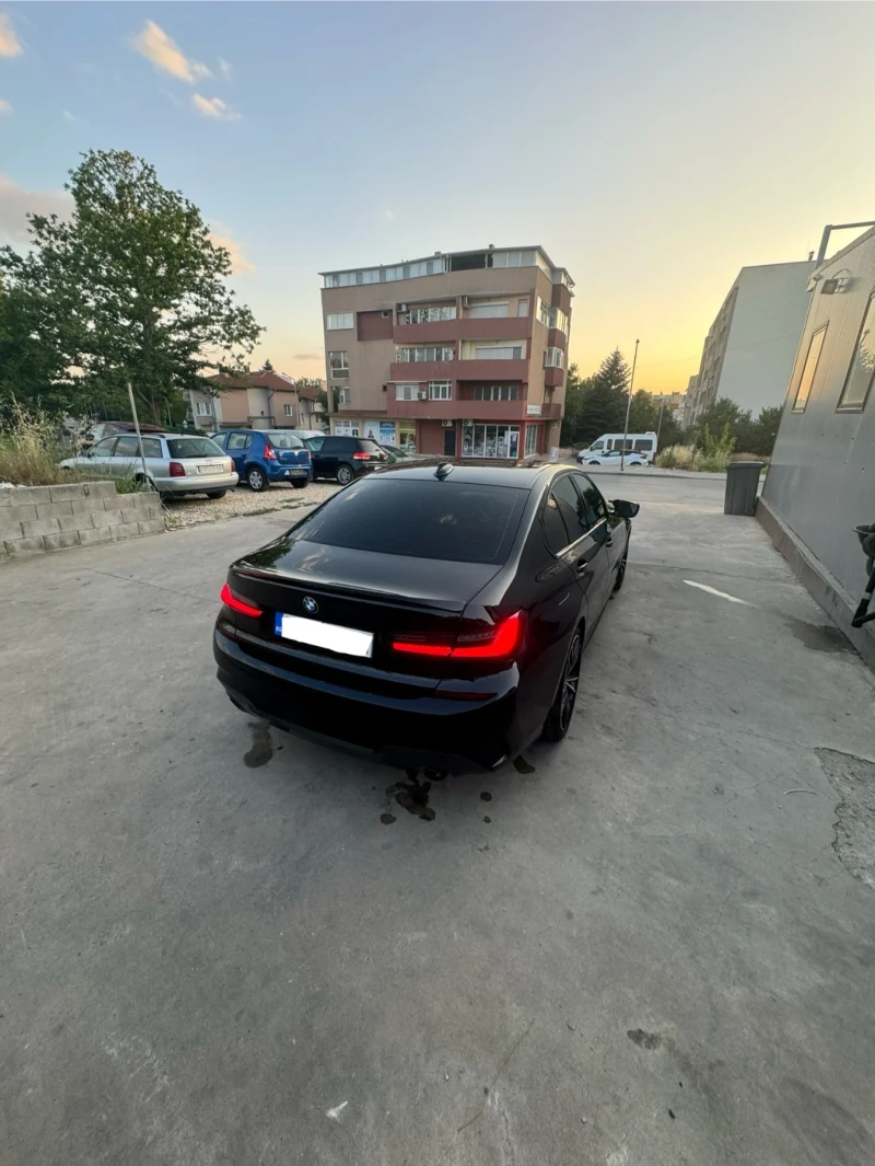 BMW 330, снимка 10 - Автомобили и джипове - 52798834