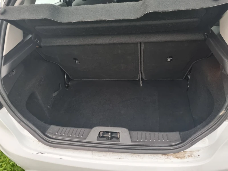 Ford Fiesta 1.25 82к.с Trend, снимка 13 - Автомобили и джипове - 52813636